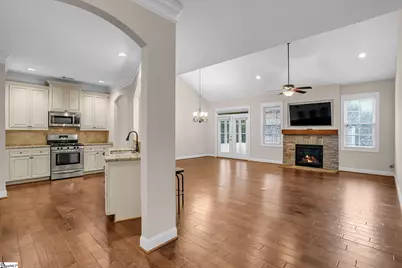 338 Belle Oaks Drive, Simpsonville, SC 29680 - Photo 11