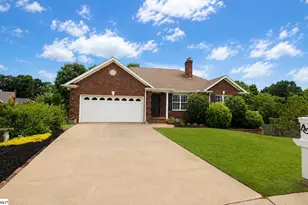14 St Thomas Ct, Greer, SC 29651 - Photo 1