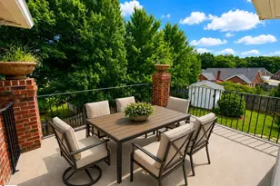14 St Thomas Ct, Greer, SC 29651 - Photo 3