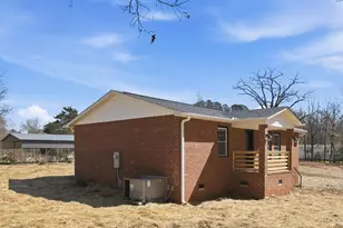 220 Owens Cir, Anderson, SC 29625 - Photo 25