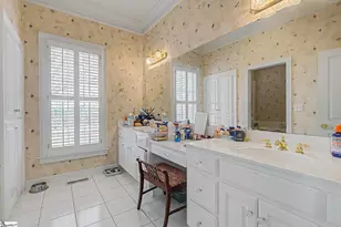 319 Waters Rd, Taylors, SC 29687 - Photo 25