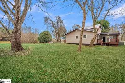 135 Commercial Circle, Westminster, SC 29693 - Photo 35