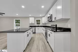 135 Commercial Cir, Westminster, SC 29693 - Photo 9