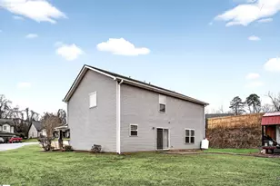 105 Aklavik Ct, Greenville, SC 29605 - Photo 9