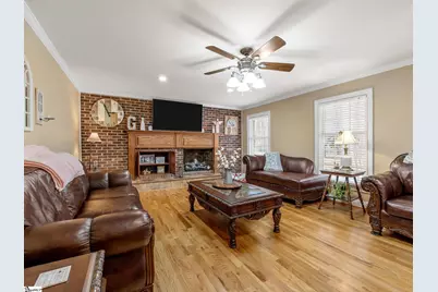 170 Oak Ridge Drive, Jonesville, SC 29353 - Photo 5