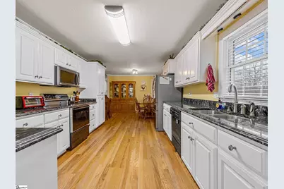 170 Oak Ridge Drive, Jonesville, SC 29353 - Photo 11