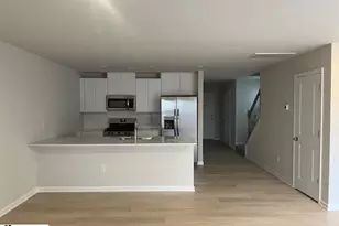 309 Detroit Ln, Greer, SC 29651 - Photo 3