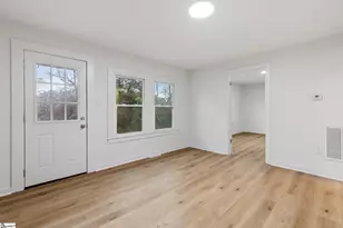 12 White Horse Rd, Greenville, SC 29605 - Photo 5