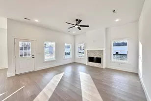 177 Cedar Ave, Wellford, SC 29385 - Photo 5