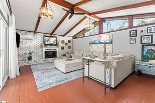 401 Clairmont Dr, Greenwood, SC 29649 - Photo 3