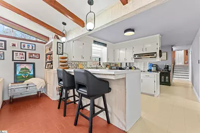 401 Clairmont Drive, Greenwood, SC 29649 - Photo 7