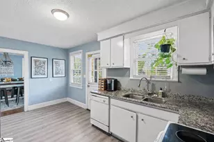 315 Briarwood Rd, Spartanburg, SC 29301 - Photo 13