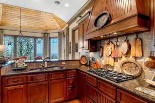 11 Moss Falls Ln, Landrum, SC 29356 - Photo 3