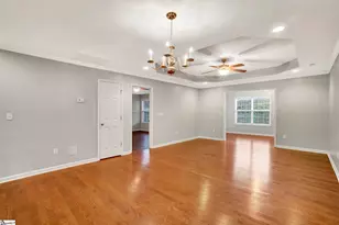 107 Shalom Dr, Simpsonville, SC 29681 - Photo 3