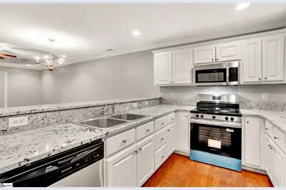 107 Shalom Drive, Simpsonville, SC 29681 - Photo 9