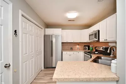 120 Midtown Square, Anderson, SC 29621 - Photo 9