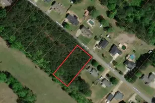 126 Haynie Dr, Belton, SC 29627 - Photo 1