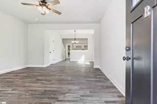 19 Scott St, Greenville, SC 29611 - Photo 13