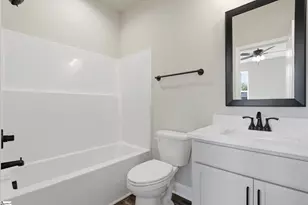 19 Scott St, Greenville, SC 29611 - Photo 11