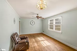 111 Kreswell Cir, Spartanburg, SC 29302 - Photo 7