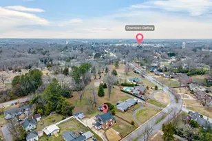 906 College Dr, Gaffney, SC 29340 - Photo 3