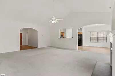 704 Center Road, Taylors, SC 29687 - Photo 9