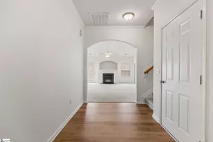 704 Center Rd, Taylors, SC 29687 - Photo 5