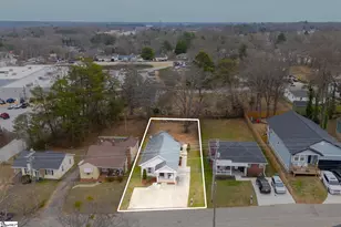 212 Forest St, Greer, SC 29650 - Photo 27