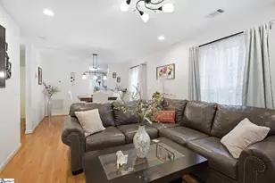 212 Forest St, Greer, SC 29650 - Photo 3