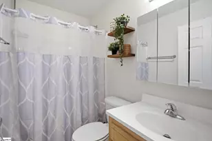 212 Forest St, Greer, SC 29650 - Photo 15