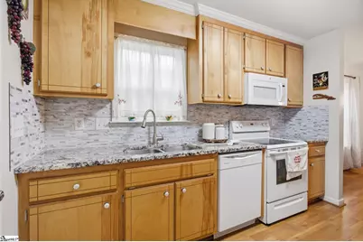 212 Forest Street, Greer, SC 29650 - Photo 7