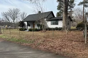 196 Orchard St, Cowpens, SC 29330 - Photo 7