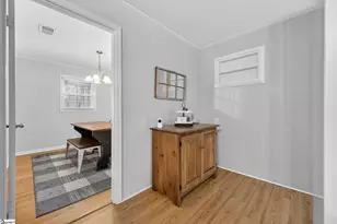 608 Brown Kennedy Rd, Woodruff, SC 29388 - Photo 9