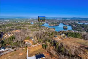 411 Sweetwater Club Dr, Seneca, SC 29672 - Photo 29