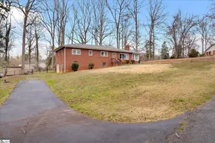 4 Laurel Ln, Marietta, SC 29661 - Photo 3