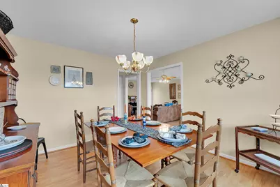 437 Cresthaven Drive, Boiling Springs, SC 29316 - Photo 11