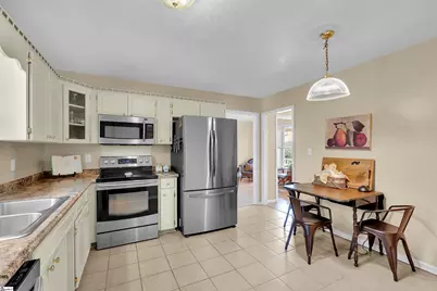 437 Cresthaven Drive, Boiling Springs, SC 29316 - Photo 13