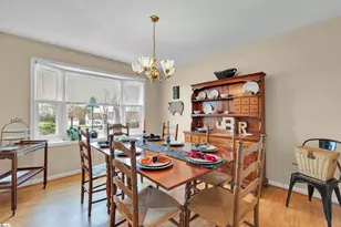 437 Cresthaven Dr, Boiling Springs, SC 29316 - Photo 9