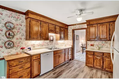 8 Graystone Way, Taylors, SC 29687 - Photo 7