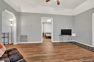 2505 E Brown St, Seneca, SC 29678 - Photo 13