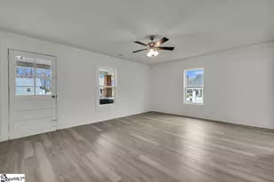 136 Lee St, Laurens, SC 29360 - Photo 3