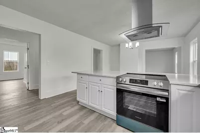 136 Lee Street, Laurens, SC 29360 - Photo 11