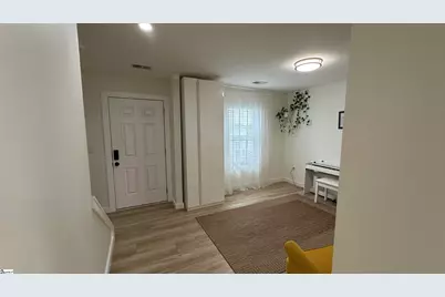 214 Wadsworth Road, Spartanburg, SC 29301 - Photo 5