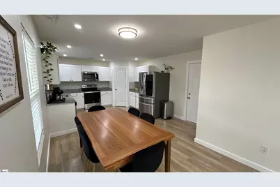 214 Wadsworth Road, Spartanburg, SC 29301 - Photo 9