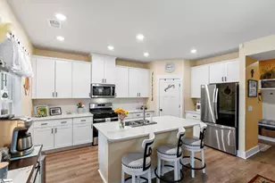 545 Laxton Rd, Greer, SC 29651 - Photo 3