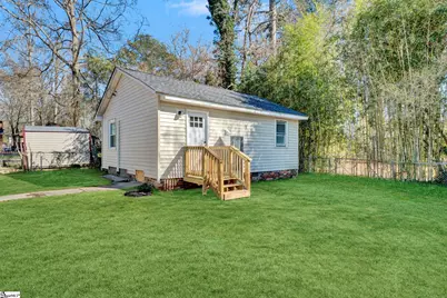 207 Elm Street, Clinton, SC 29325 - Photo 3