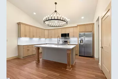 111 W 2nd Street, Williamston, SC 29697 - Photo 9