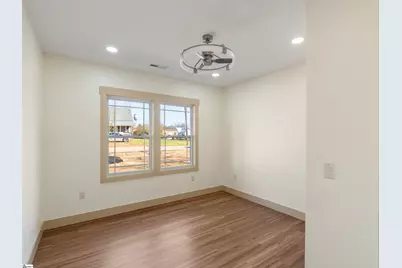 111 W 2nd Street, Williamston, SC 29697 - Photo 17