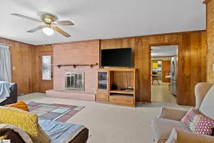 1026 Sunset Blvd, Clinton, SC 29325 - Photo 3