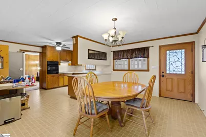 1026 Sunset Boulevard, Clinton, SC 29325 - Photo 11